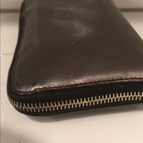 Prada Leather Zip-Around Wallet - Picture 7 of 14